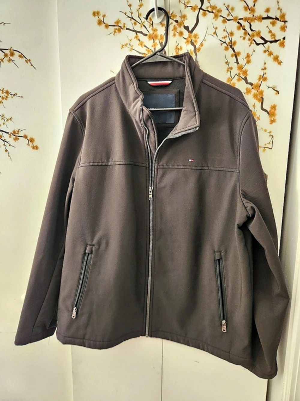 Tommy Hilfiger Men's Active Soft Shell Jacket Brown